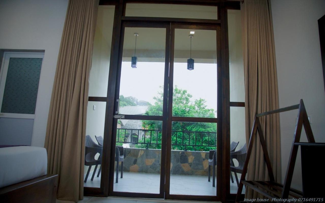 Ever Breeze Ella Hotel Exterior photo