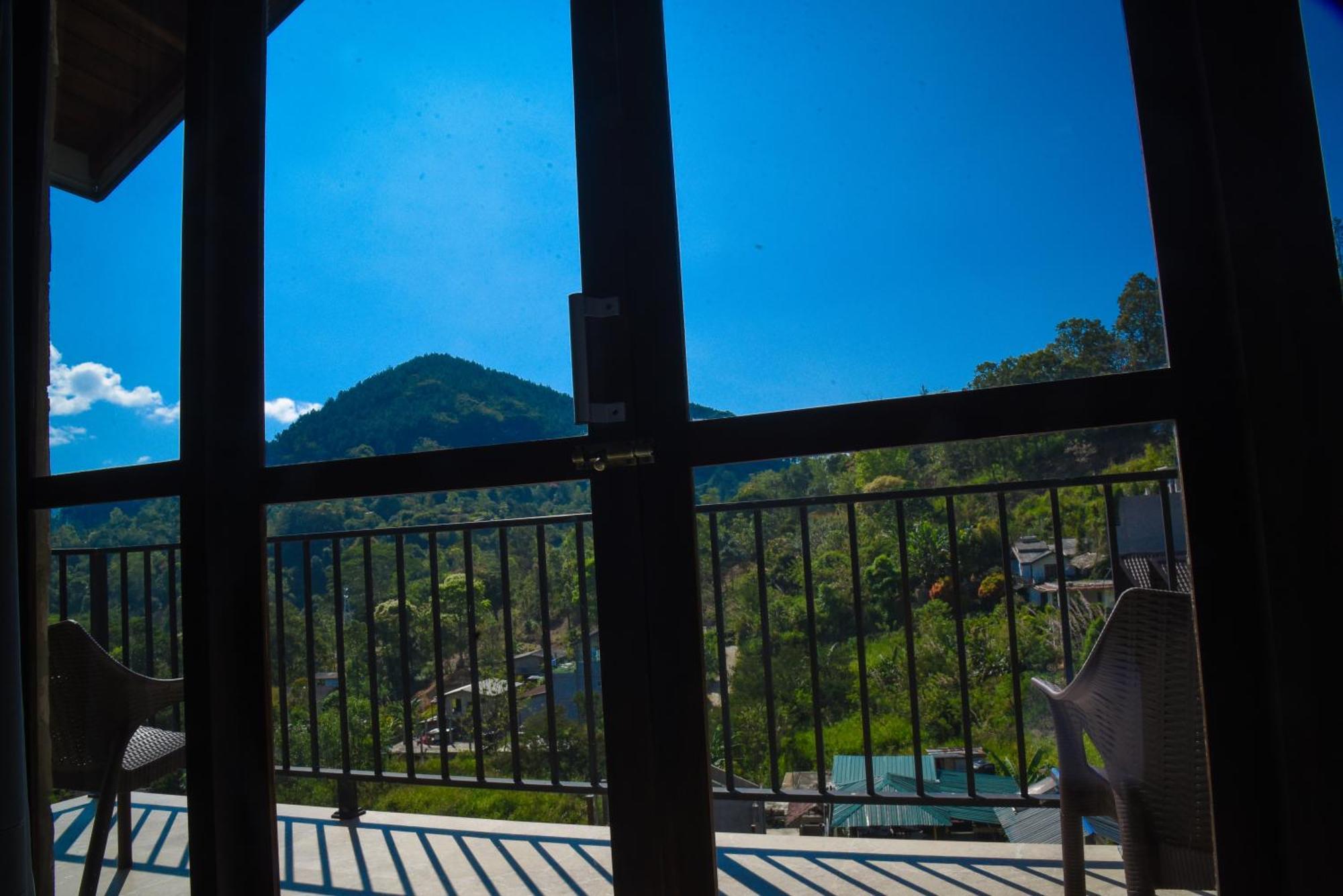 Ever Breeze Ella Hotel Exterior photo